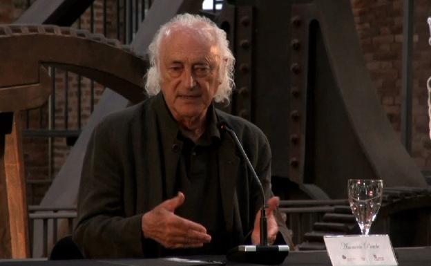 Amancio Prada.