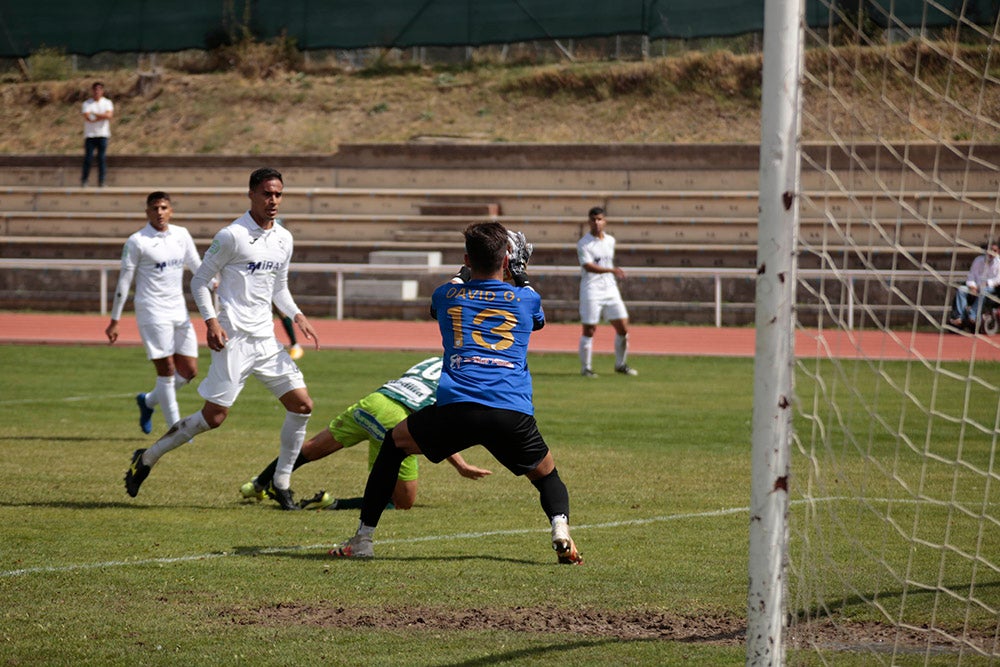 Segundo enfrentamiento entre CD Ribert y CD Guijuelo esta semana, volviendo a terminar en empate