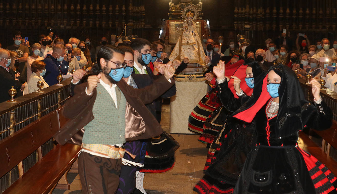 Fotos: Recibimiento a la Virgen de la Fuencisla