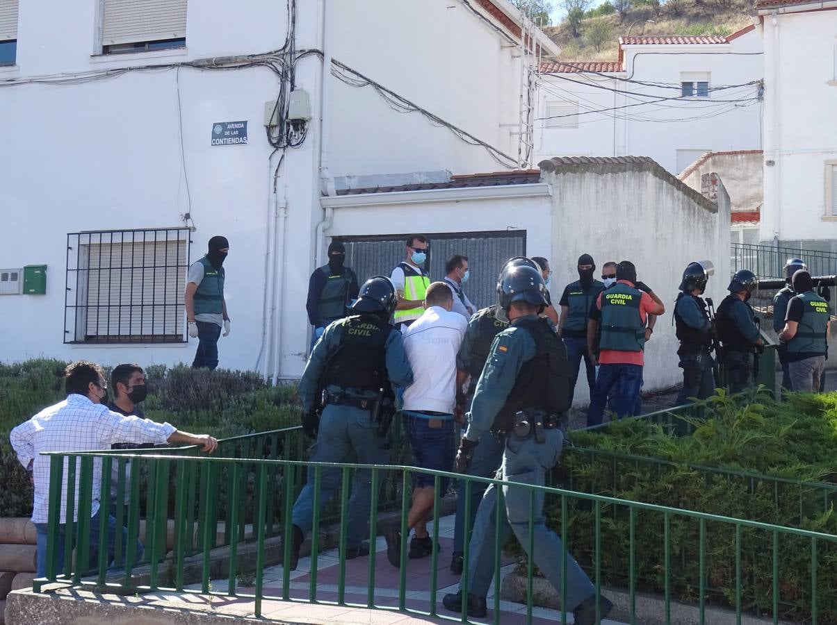 Fotos: Macrorredada policial contra la banda del BMW en Valladolid