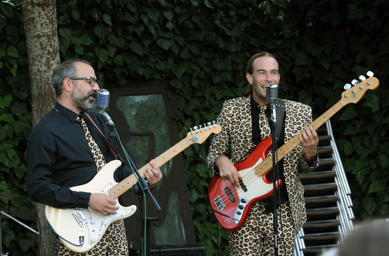 Fotos: Actuación de The Iberians en la terraza &#039;Los Guindales&#039; de Santovenia de Pisuerga