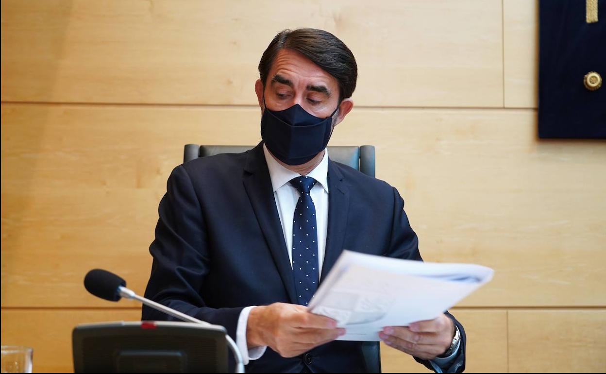 Comparecencia a petición propia del consejero de Fomento y Medio ambiente, Juan Carlos Suárez-Quiñones, para explicar los pormenores del incendio de Navalacruz. 