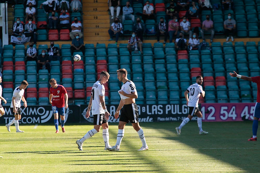 Empate a cero entre Salamanca CF UDS y Bergantiños FC en la vuelta de Uxio da Pena al Helmántico