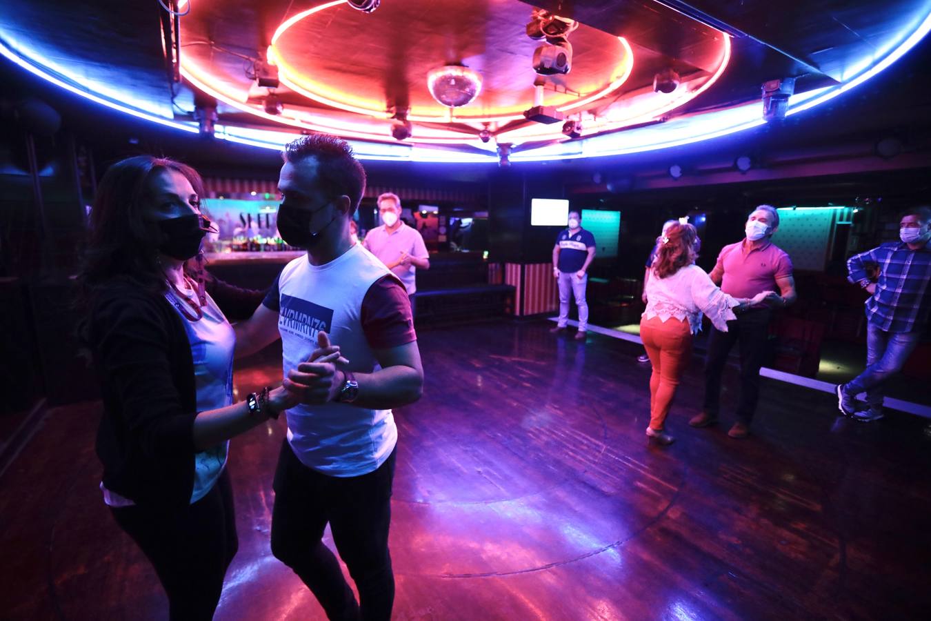 Fotos: Vuelve el baile en pareja a Valladolid