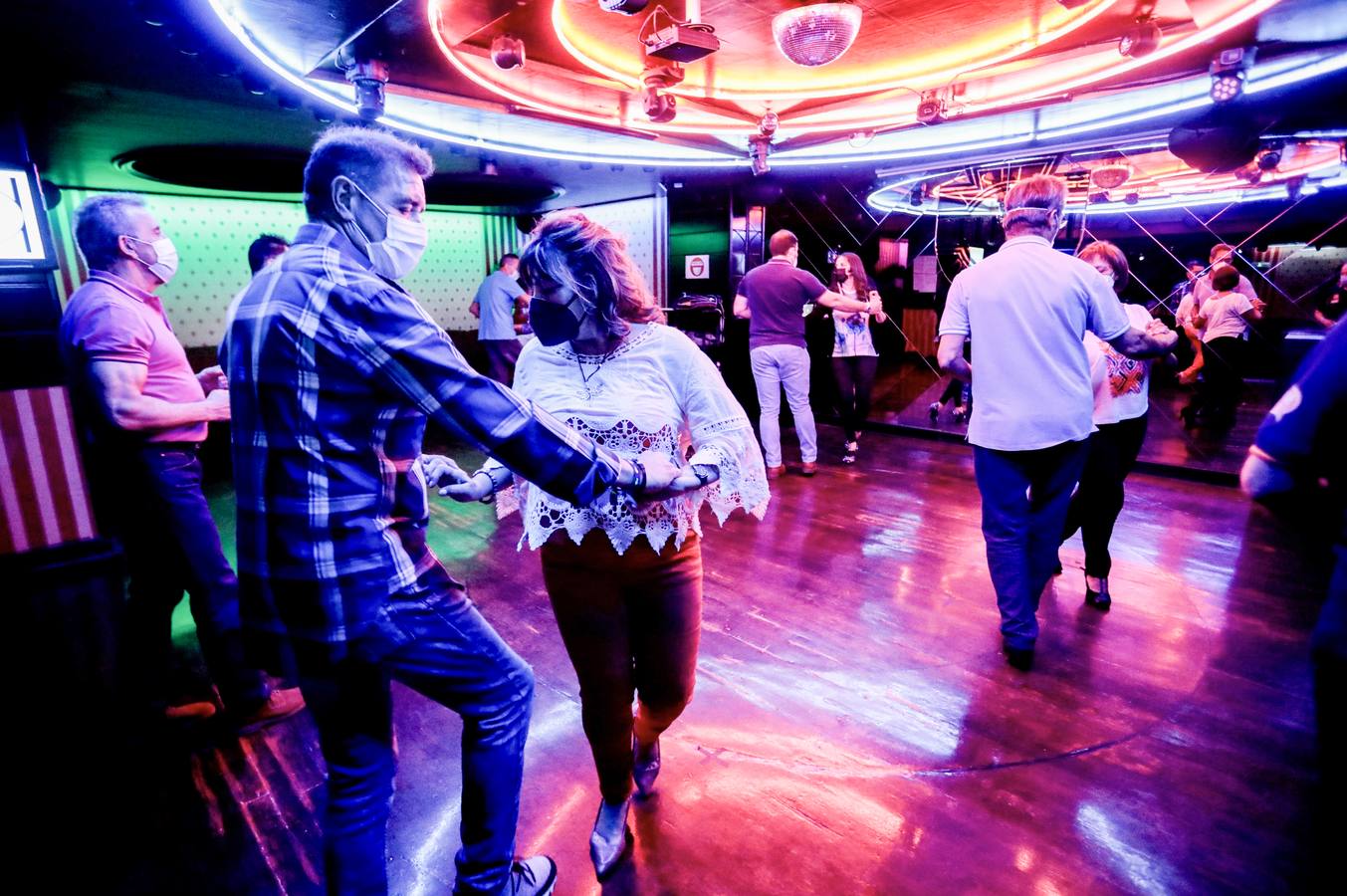 Fotos: Vuelve el baile en pareja a Valladolid