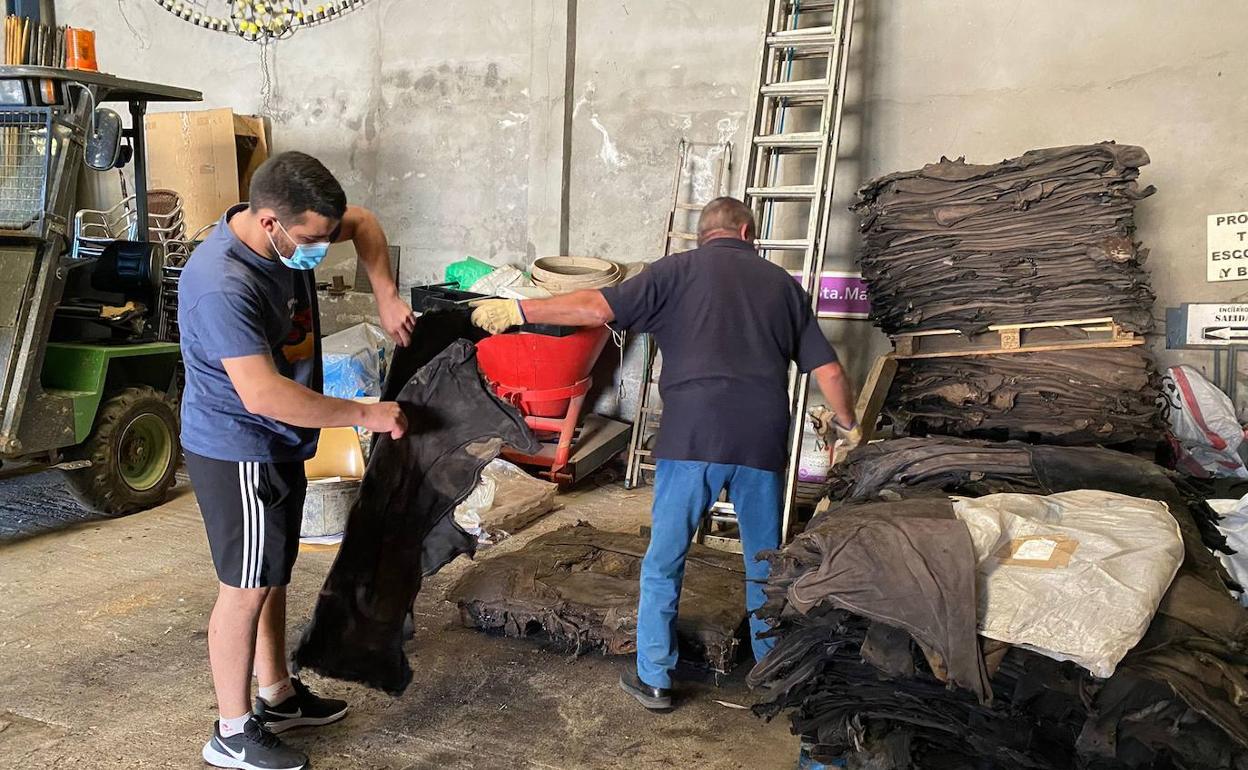 El domingo se entregaron los pellejos para la procesión.