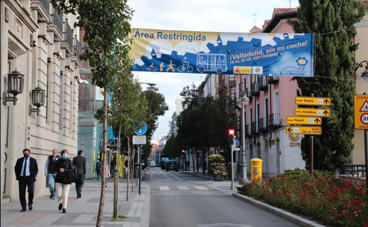 Estado de la calle Duque de la Victoria en la mañana del Día sin Coche.