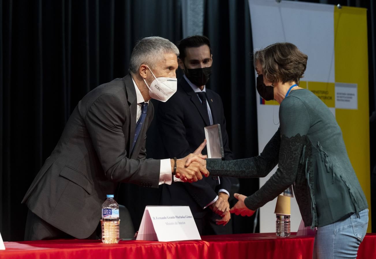 Fotos: Entrega de las medallas de Instituciones Penitenciarias en la cárcel de Villanubla