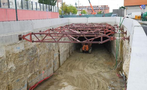 La boca del túnel, desde la calle Nochevieja (Barrio Belén). 