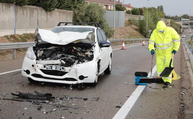 Accidente mortal en la VA-30 a la altura de Covaresa (Valladolid). 