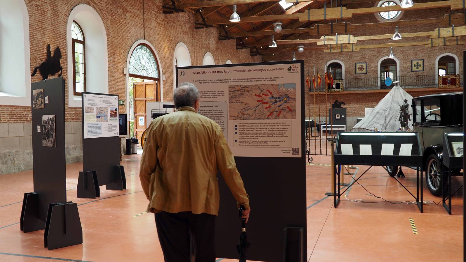 Fotos: La Academia de Caballería de Valladolid rinde homenaje al Regimiento Alcántara en su centenario