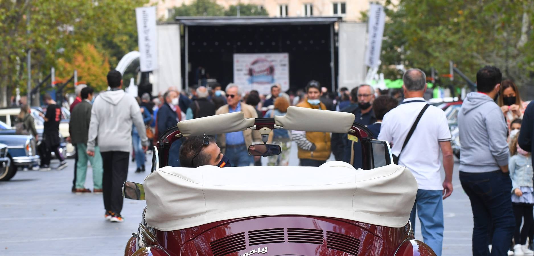 Fotos: Ambiente y entrega de premios en el Valladolid Motor Vintage (10)