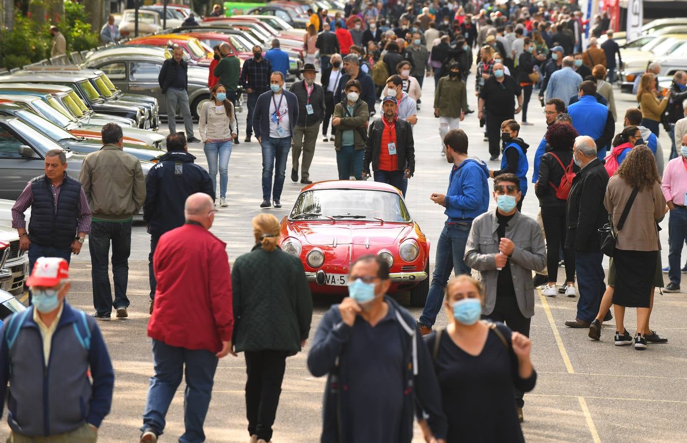 Fotos: Ambiente y entrega de premios en el Valladolid Motor Vintage (10)