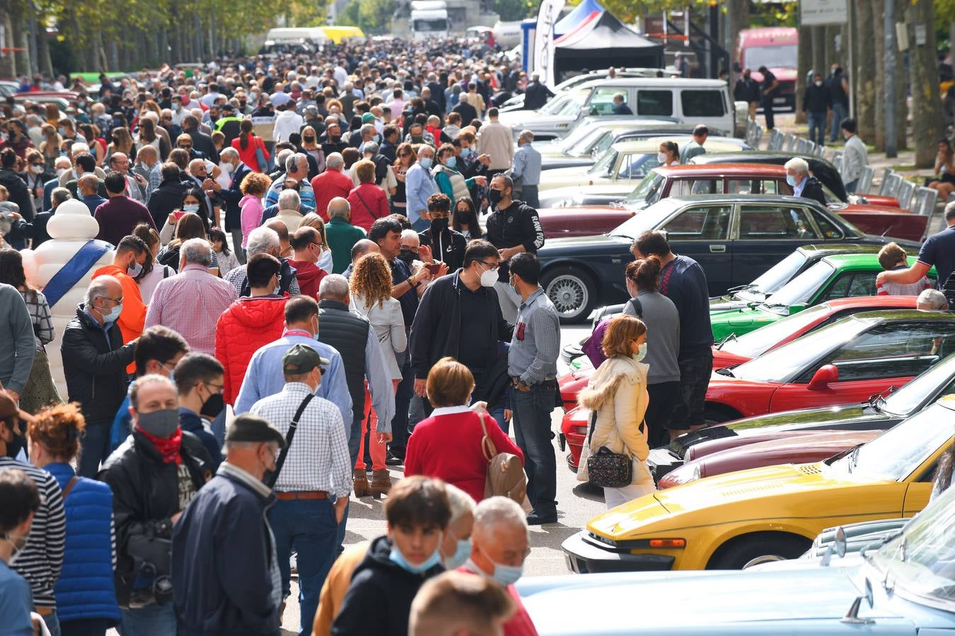 Fotos: Ambiente y entrega de premios en el Valladolid Motor Vintage (10)