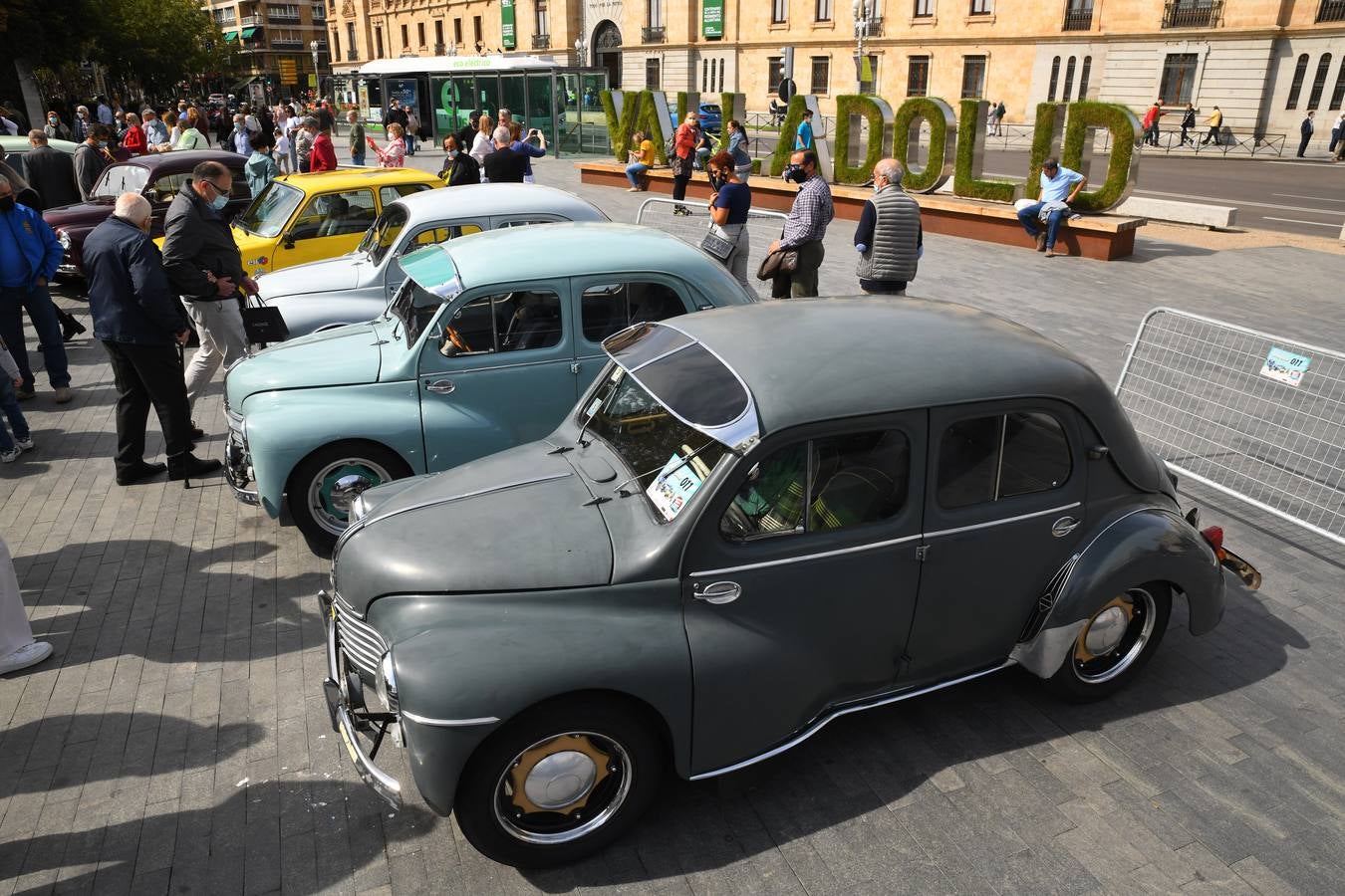 Fotos: Ambiente y entrega de premios en el Valladolid Motor Vintage (10)