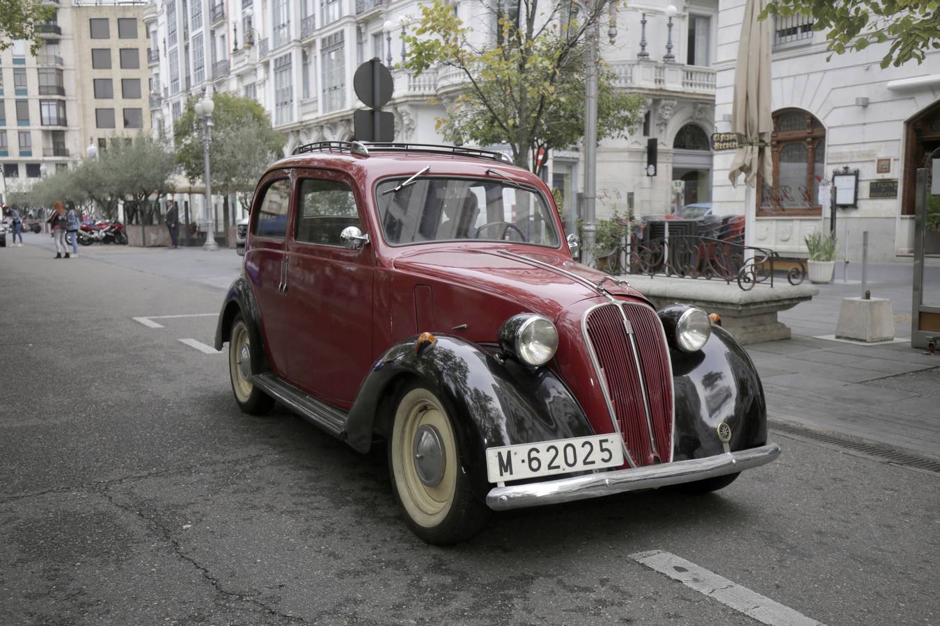 Fotos: Más de quinientos vehículos clásicos se dan cita en el Valladolid Motor Vintage