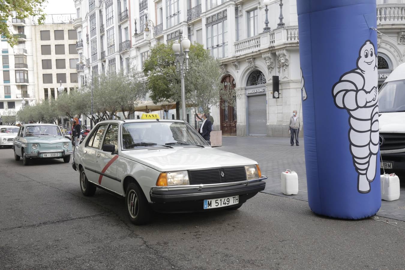 Fotos: Más de quinientos vehículos clásicos se dan cita en el Valladolid Motor Vintage (5)
