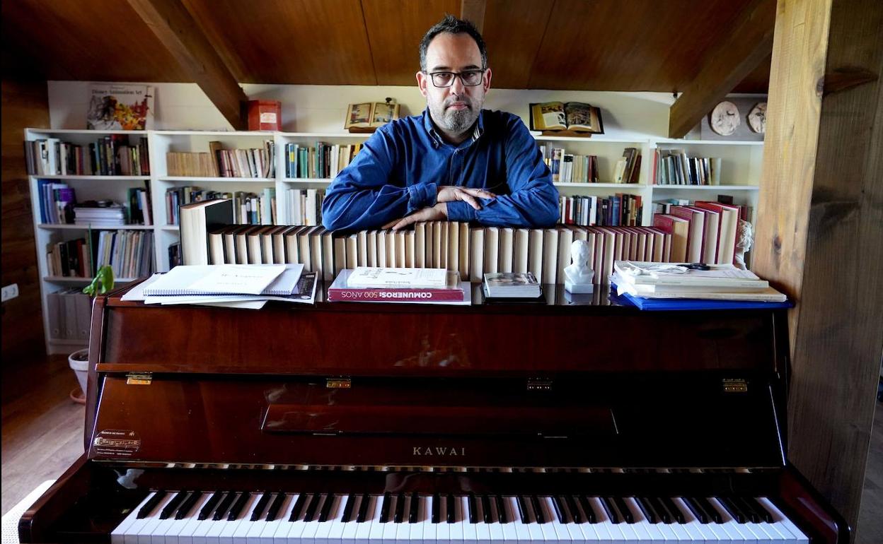 El compositor leonés Igor Escudero, autor del libreto y de la partitura de la ópera 'Los comuneros'.