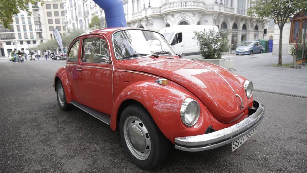 Más de quinientos vehículos clásicos se dan cita en el Valladolid Motor Vintage (1)