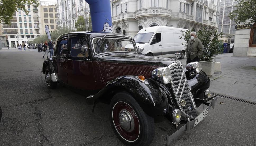 Más de quinientos vehículos clásicos se dan cita en el Valladolid Motor Vintage (6)