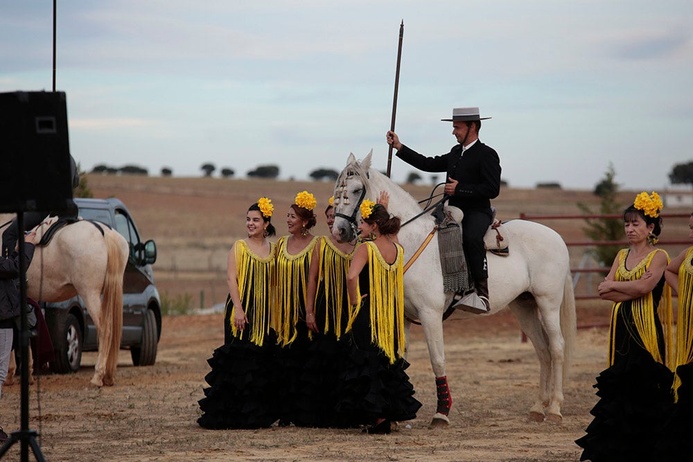 Flamenco entre caballos para ambientar la V Feria Agroalimentaria de Galinduste