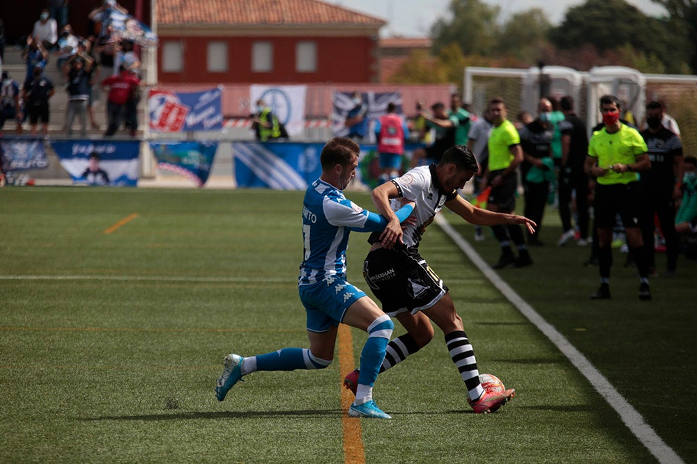 Victoria y liderato para Unionistas ante el Deportivo de La Coruña (2-1)