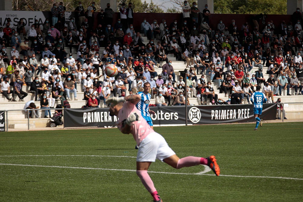 Victoria y liderato para Unionistas ante el Deportivo de La Coruña (2-1)