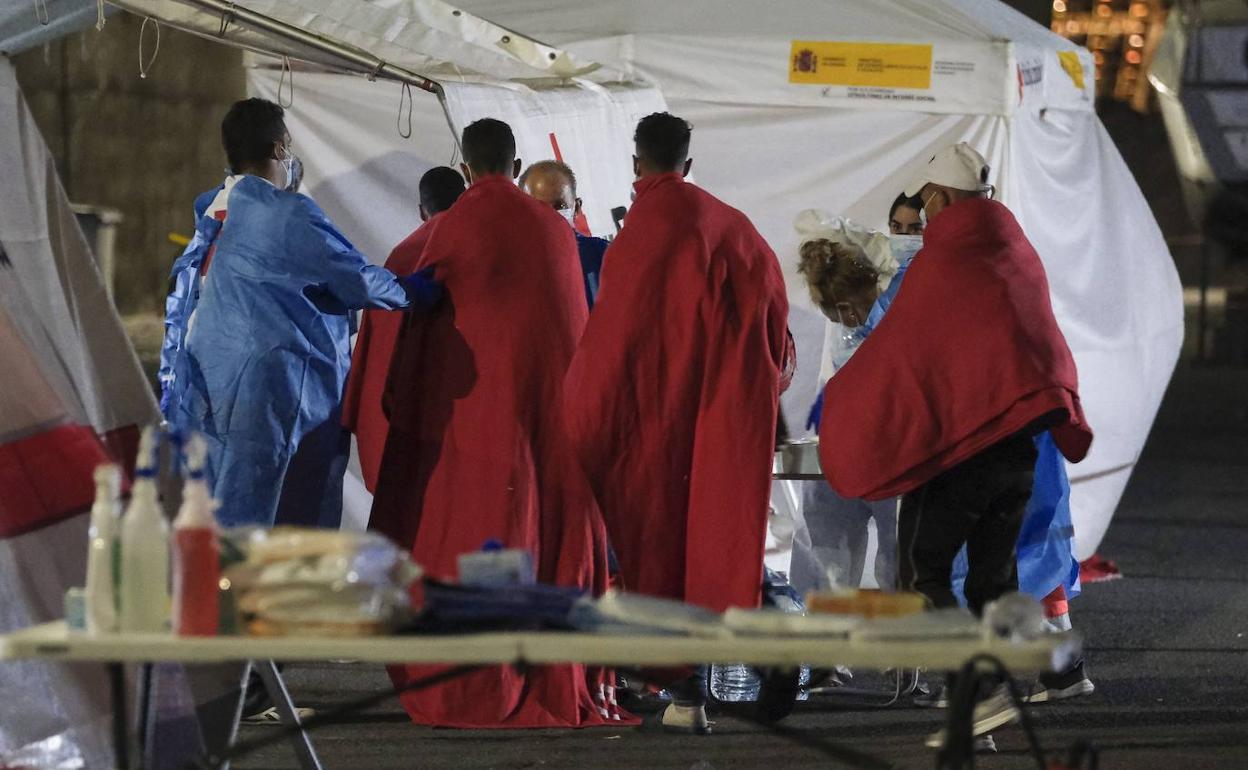 Un grupo de migrantes magrebíes llegados a Gran Canaria el pasado 24 de septiembre.