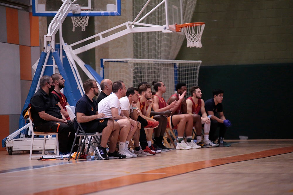 El Aquimisa Carbajosa Empresarial remonta al final al Zentro Madrid (82-74)