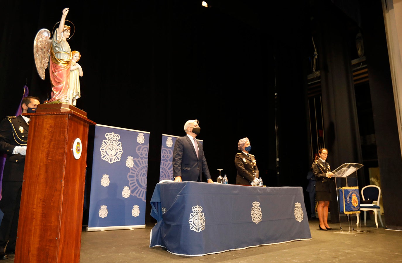 La Policía Nacional celebra a sus patronos