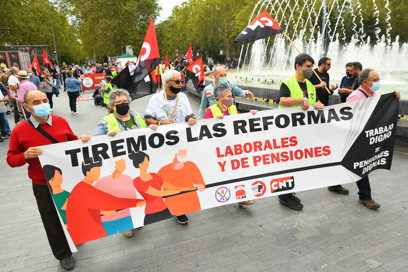 Fotos: Aspecto de la manifestación que arrancó bajo la estatua de Colón