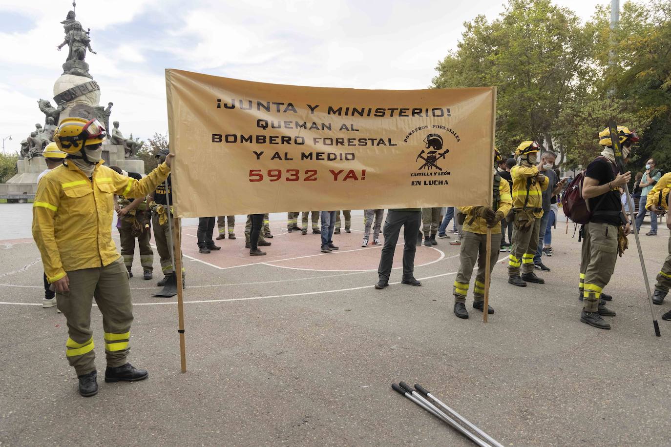 Fotos: Aspecto de la manifestación que arrancó bajo la estatua de Colón