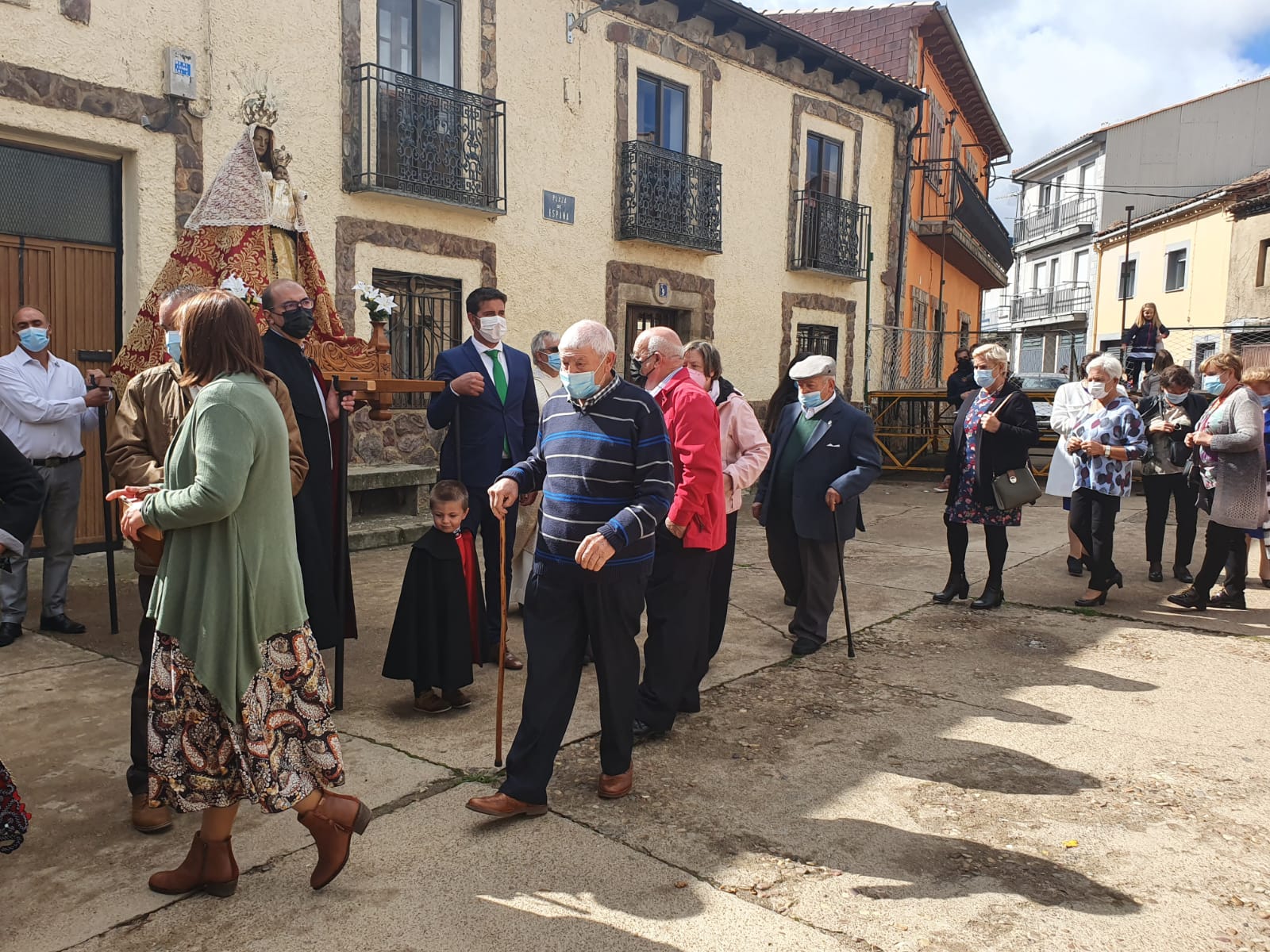 Fotos: El Maillo recuerda a Alfredo Ramajo en el día grande de sus fiestas patronales