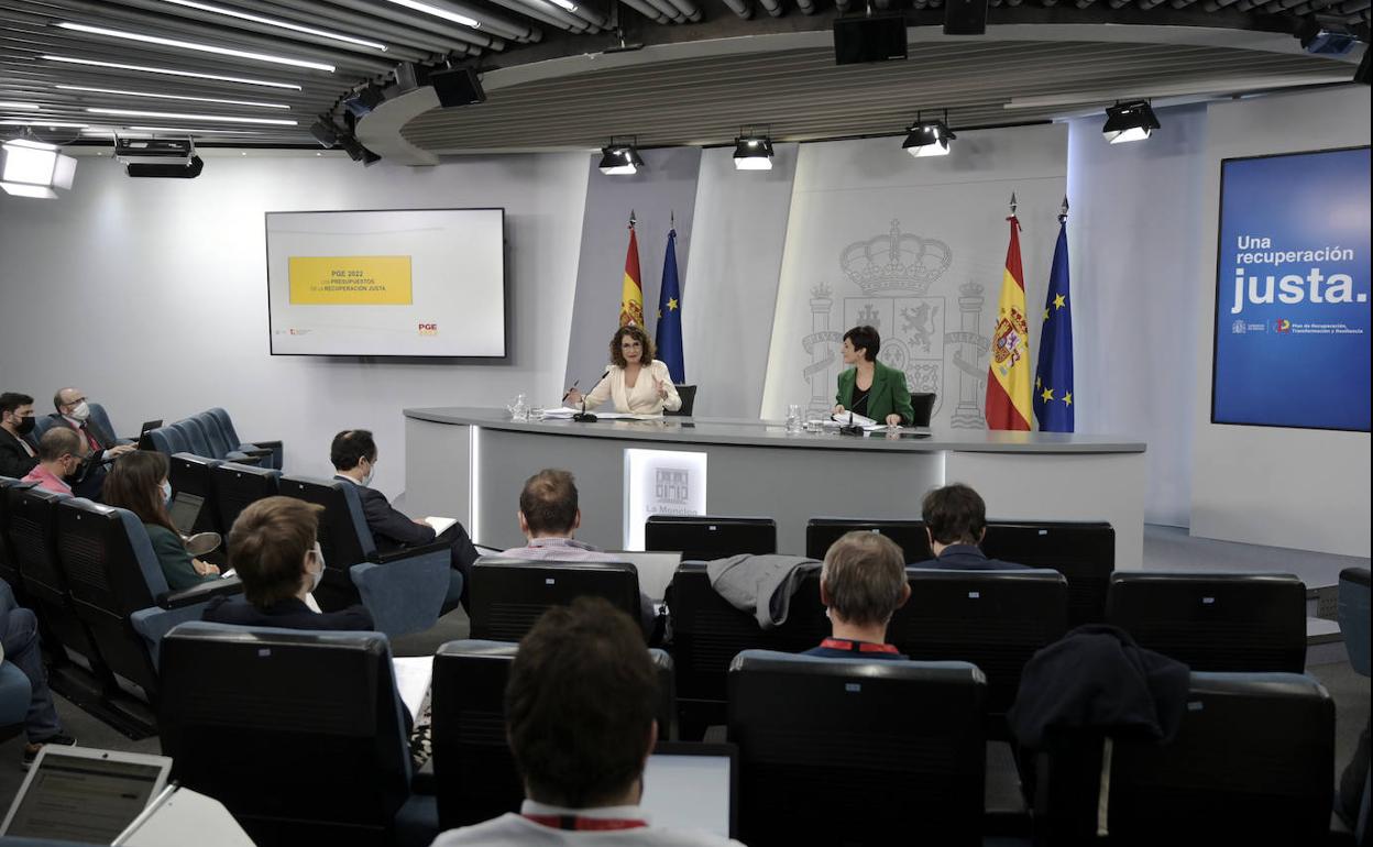 Rueda de prensa tras el Consejo de Ministros de ayer.