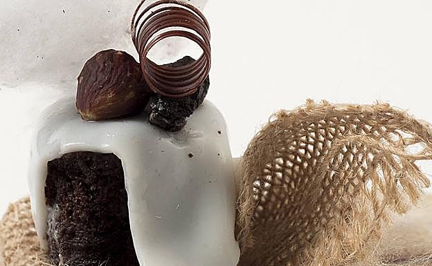 'Leche, cacao, avellanas y azúcar' de Buena Brasa. 