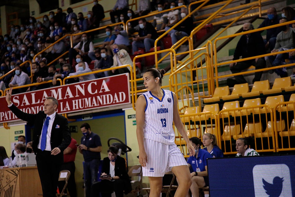 El CB Avenida, sin sus dos estrellas, supera con incertidumbre hasta el final al debutante MBA Moscow en la primera jornada de la fase de grupos