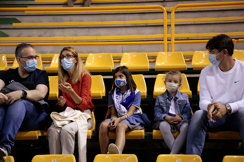 Würzburg empieza a recuperar el ambiente de siempre en las noches de Euroliga para presenciar la sufrida victoria del CB Avenida