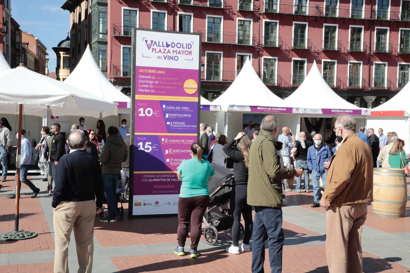 Tercera edición de la Plaza Mayor del Vino en Valladolid. 