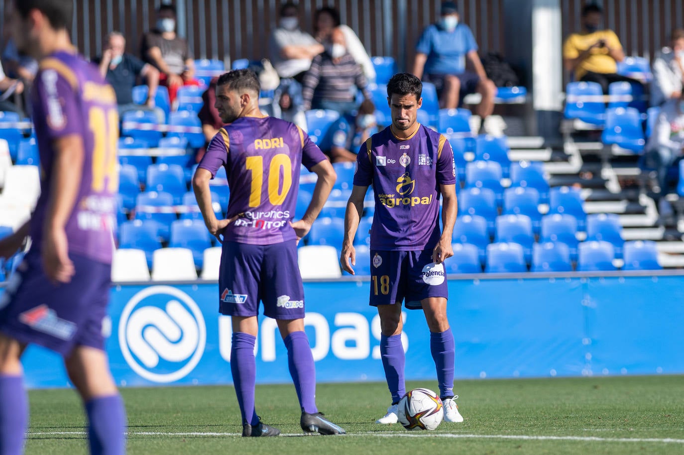 El equipo palentin suma la segunda victoria consecutiva en RFEF.