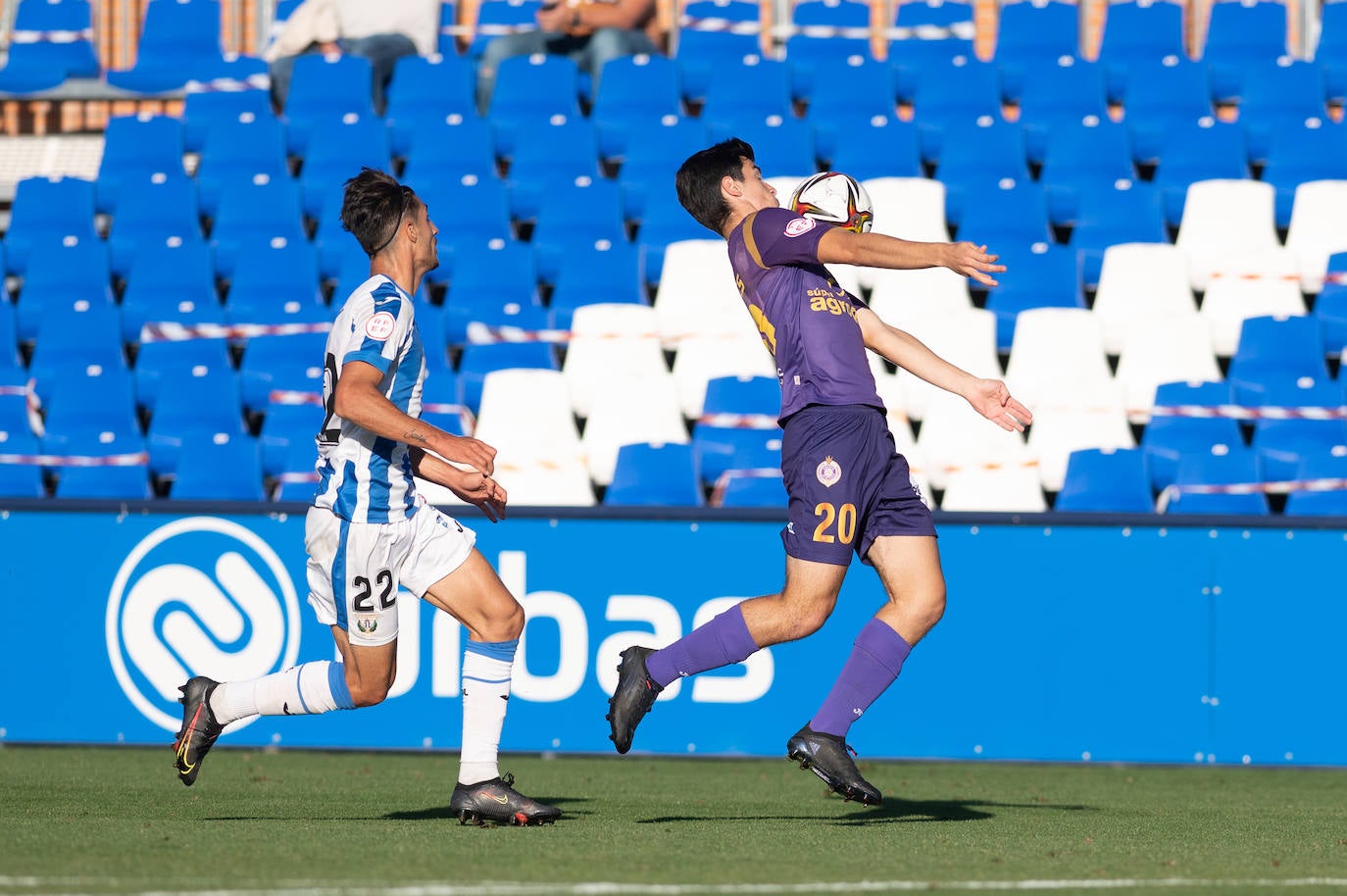 El equipo palentin suma la segunda victoria consecutiva en RFEF.