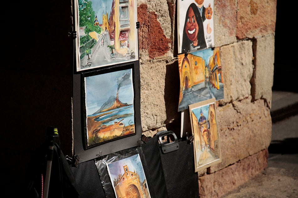 Las calles de Salamanca muestran un gran ambiente turístico con motivo del puente del 12 de octubre