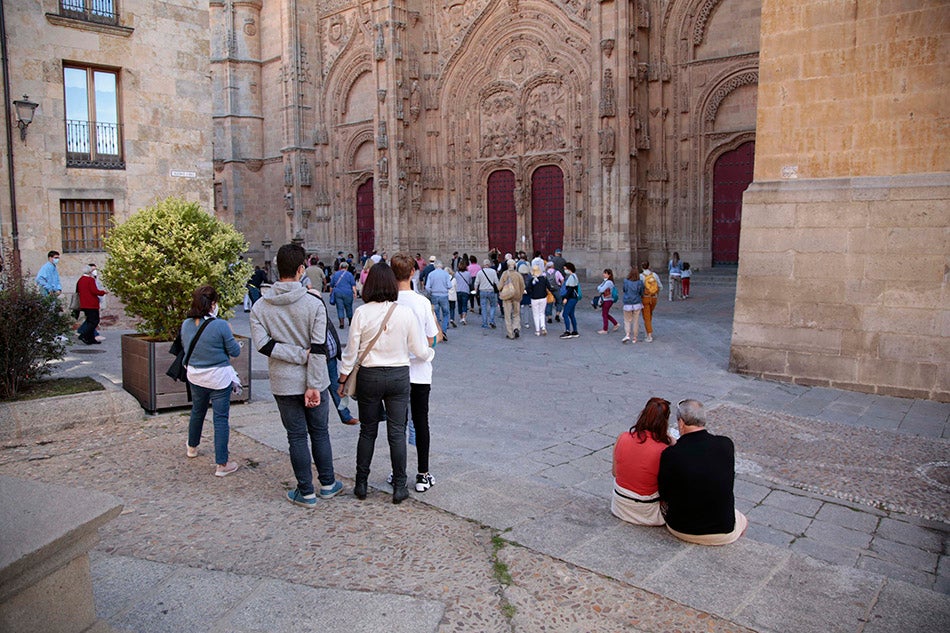 Las calles de Salamanca muestran un gran ambiente turístico con motivo del puente del 12 de octubre