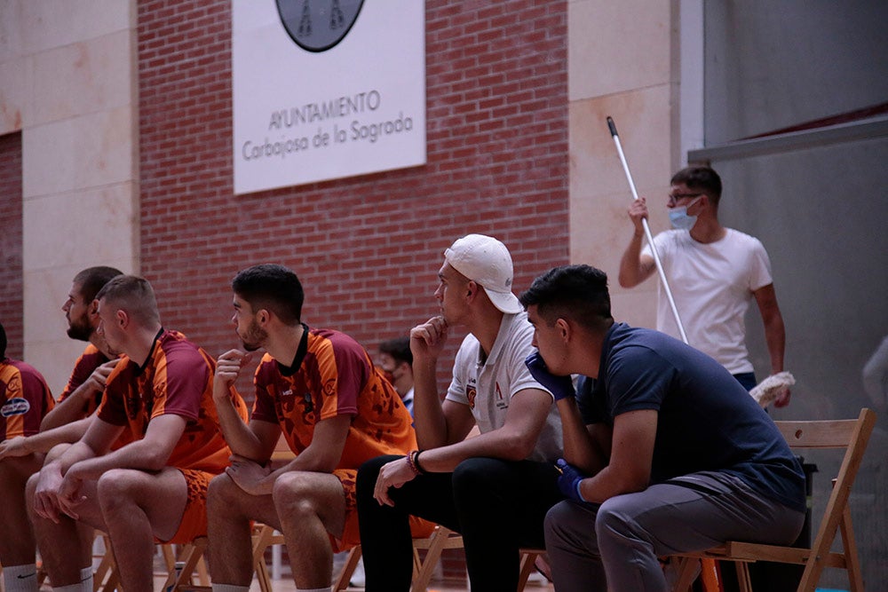 Duro correctivo para el Aquimisa Carbajosa en el debut liguero ante el Zamora Enamora (60-85)