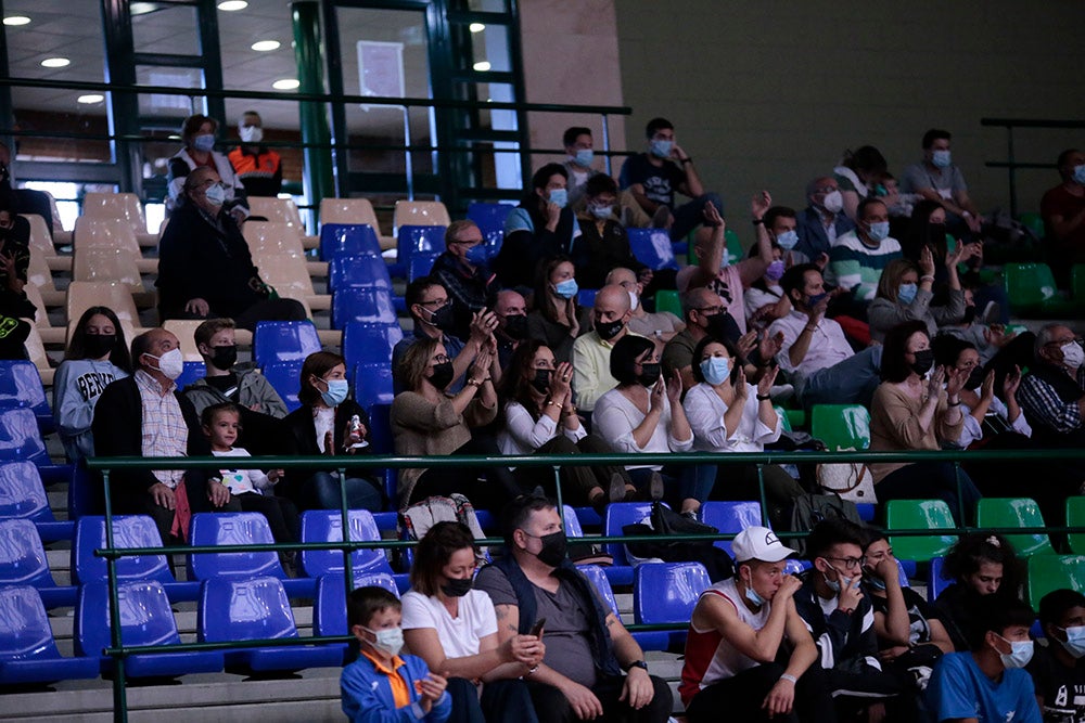 Duro correctivo para el Aquimisa Carbajosa en el debut liguero ante el Zamora Enamora (60-85)