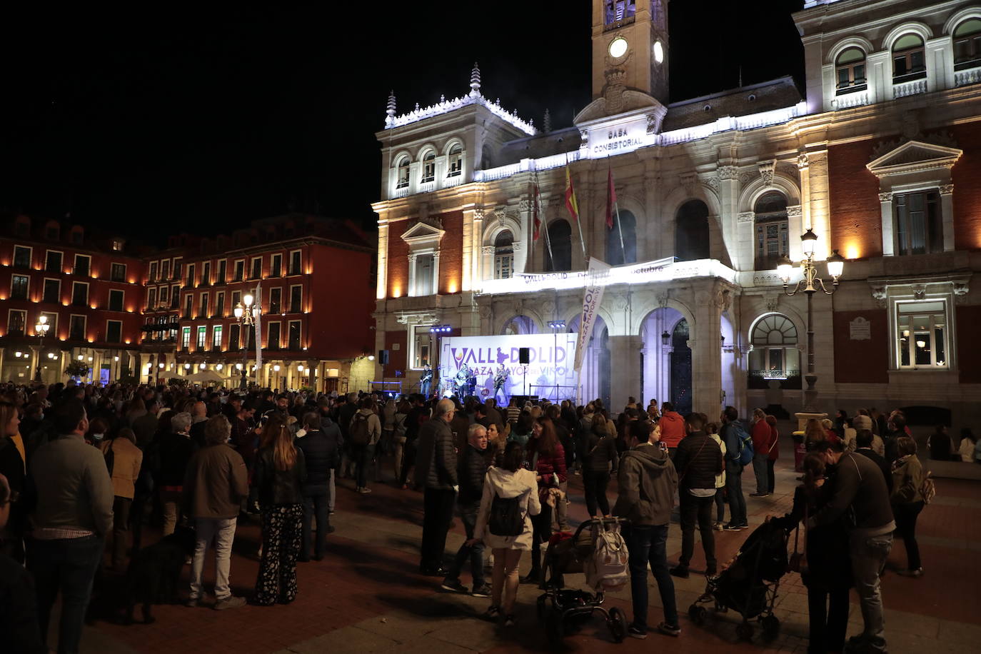 Concierto de los Cañoneros en el evento 'Valladolid. Plaza mayor del Vino'.