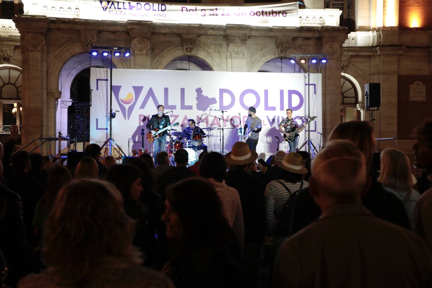 Concierto de los Cañoneros en el evento 'Valladolid. Plaza mayor del Vino'.