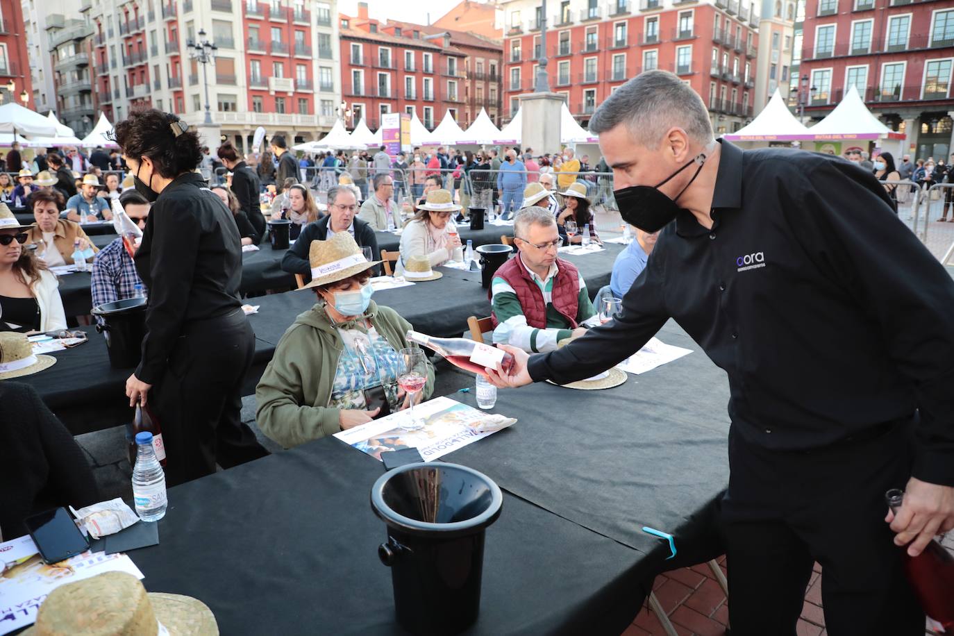 Cata, en la Plaza Mayor. 