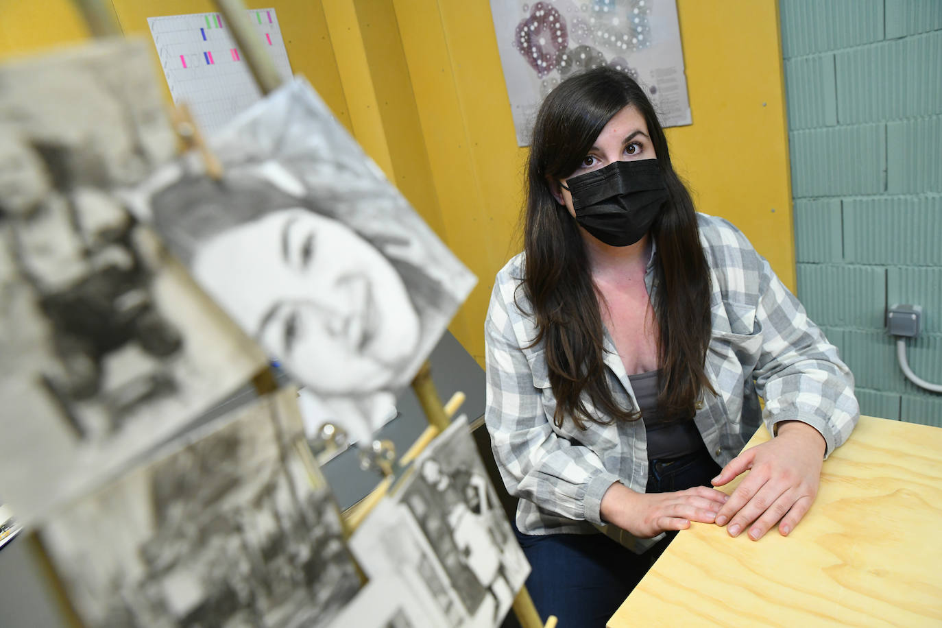 Marta Amorós, en su taller de Galerías Va. 