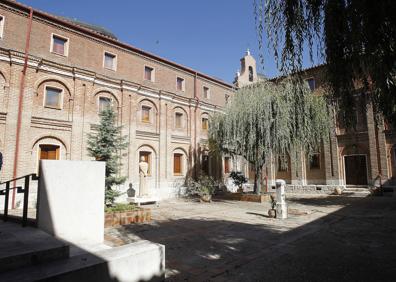 Imagen secundaria 1 - Cuando el Colegio de los Ingleses de Valladolid elaboraba su propio vino