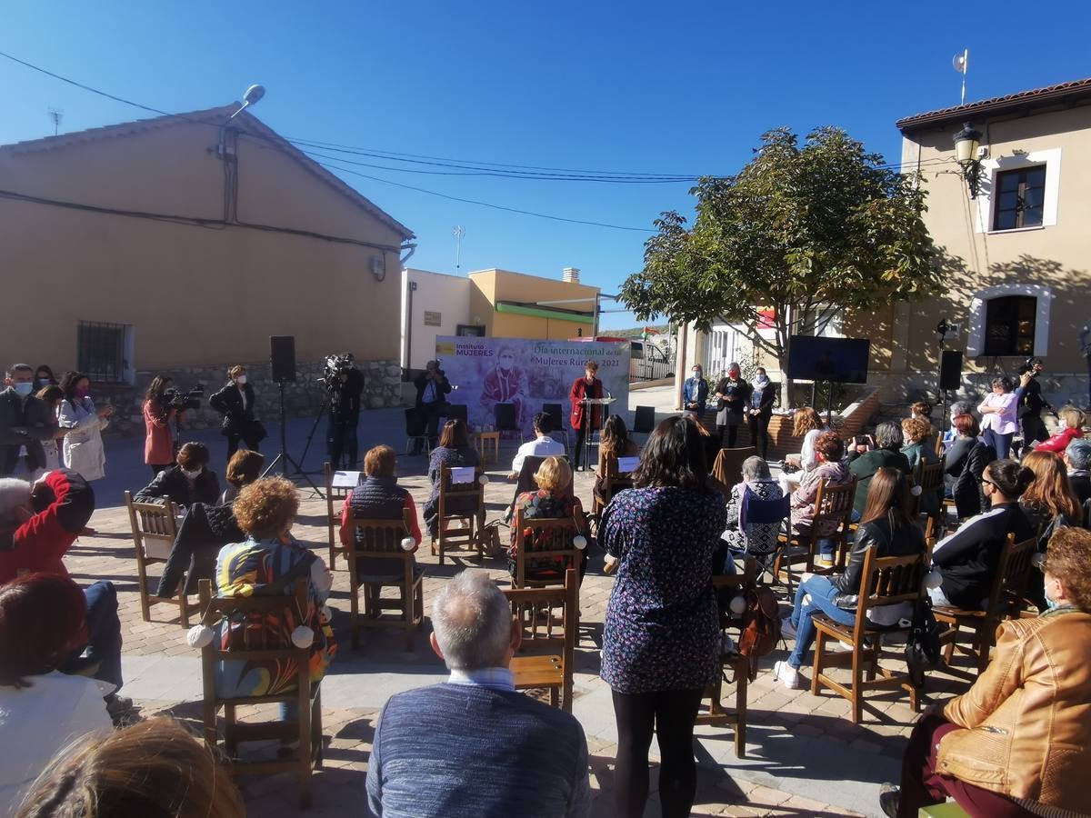 Fotos: La ministra de Igualdad, Irene Montero, asiste al acto del Día Internacional de la Mujer Rural en San Pelayo